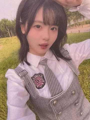 黄怡慈 B·RISE梦之门礼包未公开小卡