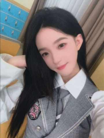 吴睿莎 B·RISE梦之门小卡 ver.C