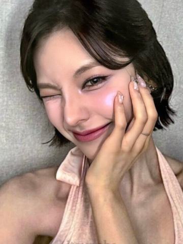 特别版jyp预售 志