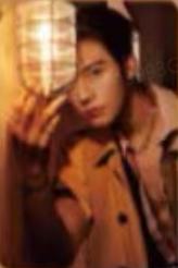 Wonderland杂志小卡A版 ver.B