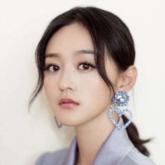 何泓姗
