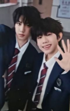 TF家族 四代 张桂源 奔跑2 O1CN012CIq6J1MDhw3DMTlJ_!!