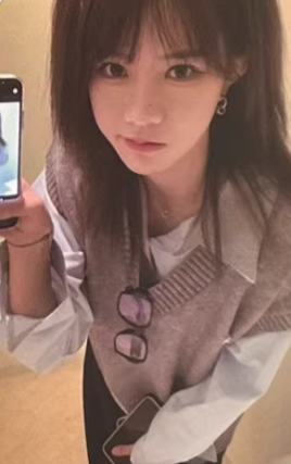 柏欣妤 心跳花火武汉站小卡 ver.C