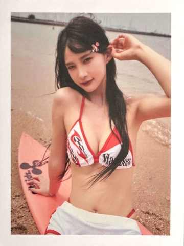许雅兰 Bye Bad Bye撕拉拍立得
