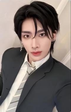 费加罗杂志卡4 ver.B