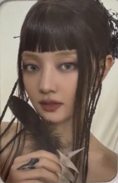 lf快闪立牌卡 妮
