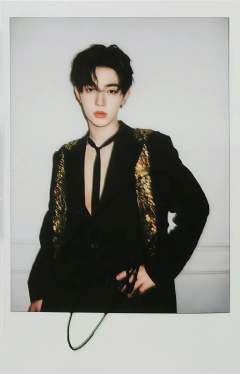 费加罗杂志拍立得1 ver.B1