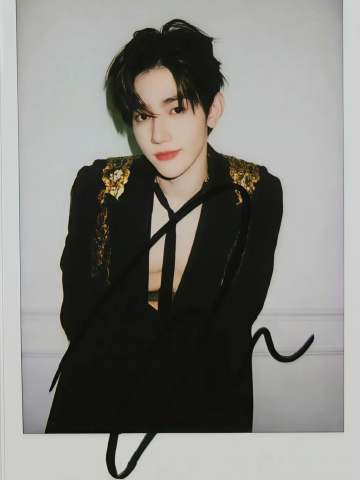 费加罗杂志拍立得1 ver.B2