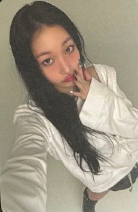 whosfan线下 妮