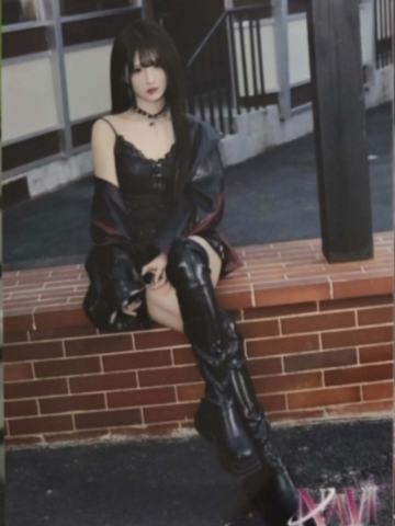 刘力菲 NaVI巡演主题生写 ver.B