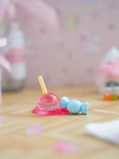 七彩糖果-资料图