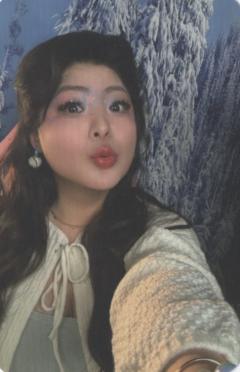 杜鑫艳艾丽莎小卡