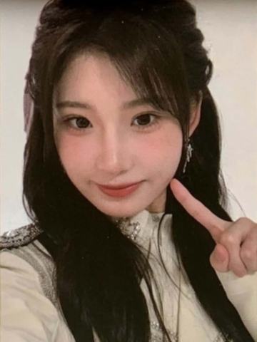 王禹诺 头号新闻特别小卡