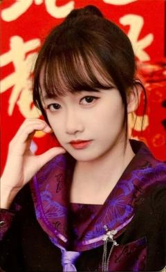 焦玥 贺岁普卡 ver.B