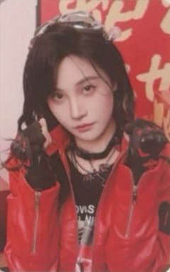 曾艾佳 贺岁普卡 ver.A
