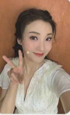 徐瑶女神自拍小卡