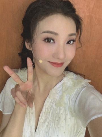 徐瑶女神自拍小卡