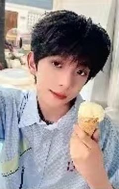 当阳光降落在这里小卡 浚铭 ver.A