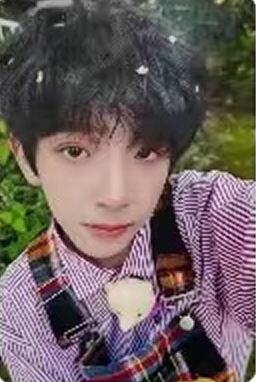 当阳光降落在这里小卡 浚铭 ver.E
