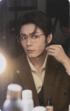 钟嘉诚2025年2月S小卡