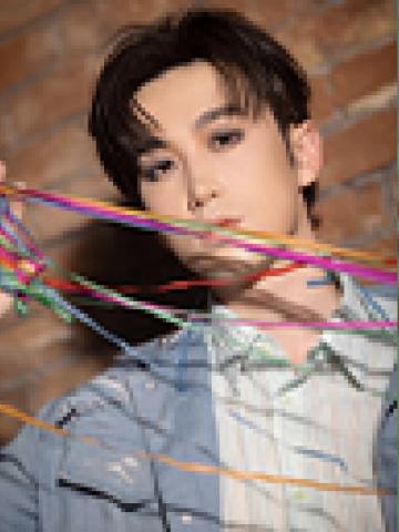 余镇鳌Brandon小卡