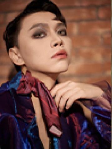 赵洪博Doris小卡