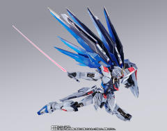 METAL BUILD 自由高达 CONCEPT 2 SNOW SPARKLE Ver.-资料图