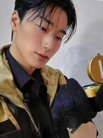 抽绳包卡5