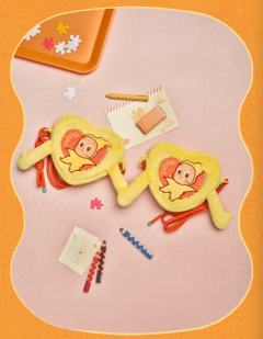 怦然星动系列 牵手爱心包-资料图