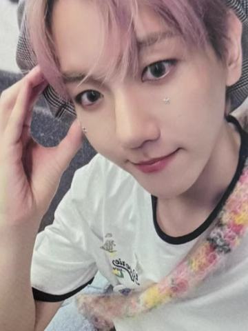 yzy上海签售ver.B