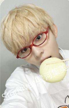 星河签售3.0 6 眼镜饺子ver.