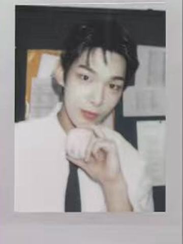 26台历固配拍立得1