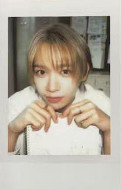 26台历固配拍立得4