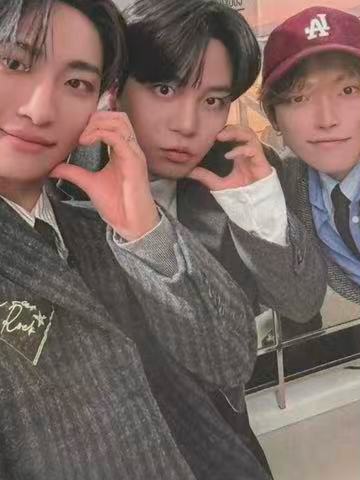 26台历阿拉丁/am/k4/教保 128