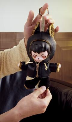 C赏-搪胶毛绒公仔-资料图