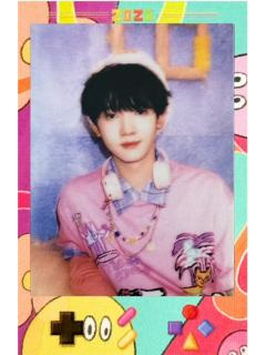 26台历单人款拍立得 奕然ver.C