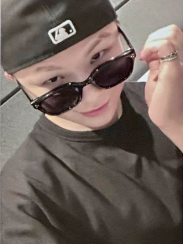 25生日墨镜卡ver.B