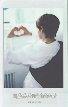 26台历yg拍立得 煮-资料图