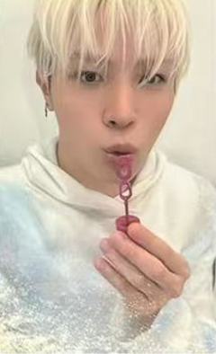 26台历香薰卡 桃