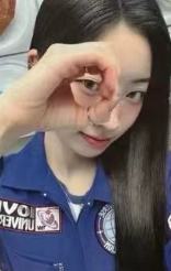 场周线上满额卡 豆