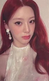 kind杂志单人卡 森ver.A