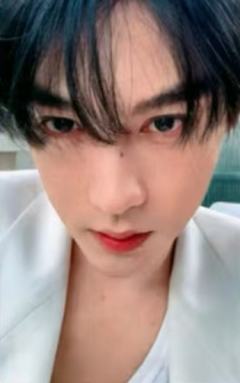 芭莎男士D版自拍卡 ver.B