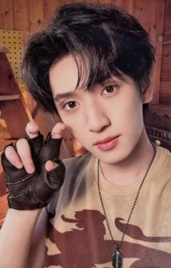 26台历单人款小卡6 ver.C