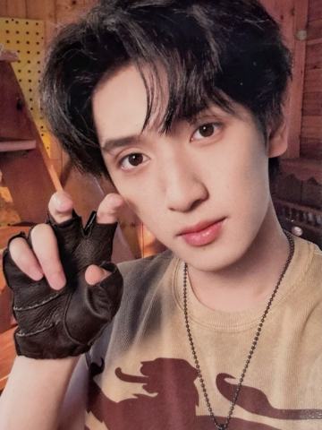 26台历单人款小卡6 ver.C