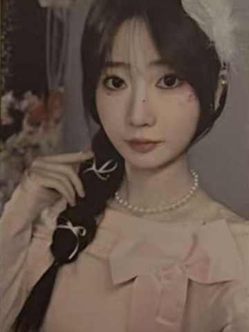 刘莹莹 26台历小卡ver.A