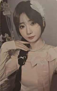 刘莹莹 26台历小卡ver.C