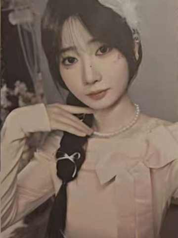 刘莹莹 26台历小卡ver.C