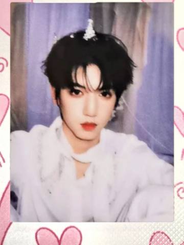 26台历单人款隐藏拍立得 桂源