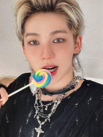 日巡场周满额卡 脆