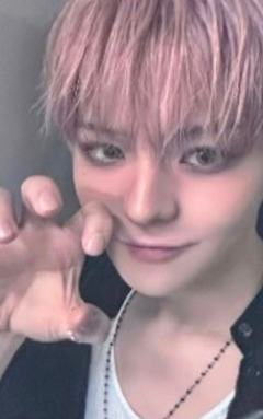 26台历k4线下签售 事